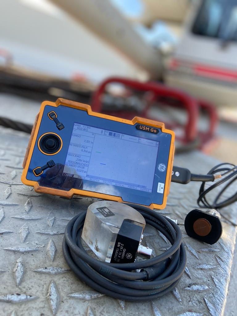 Equipo de ultrasonido USM Go con transductor